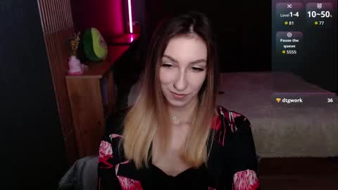 Alexis online show from October 26, 5:30 pm