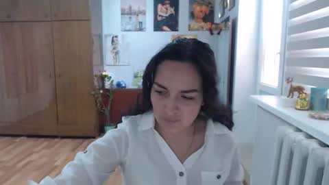 Snapshot of alexismillers chatting on October 23, 9:08 am AlexisMillers online show from October 23, 9:08 am