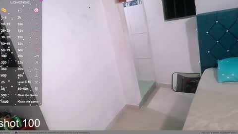 Snapshot of alexispaez457062 chatting on December 31, 11:39 pm Alexis online show from December 31, 11:39 pm