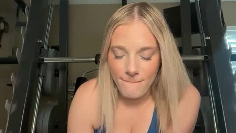 alexispaige06 online show from December 1, 9:09 pm