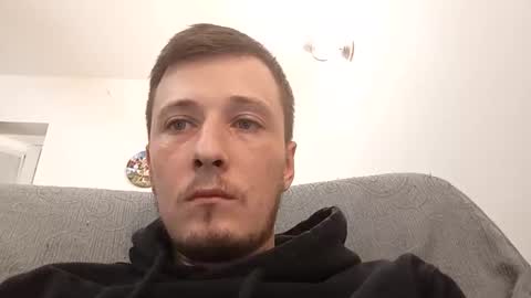 Snapshot of alexniculita33 chatting on November 12, 1:39 am alexniculita33 online show from November 12, 1:39 am