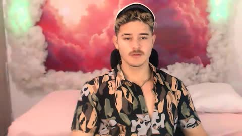 Snapshot of alexpierss chatting on October 6, 7:11 pm Alex online show from October 6, 7:11 pm