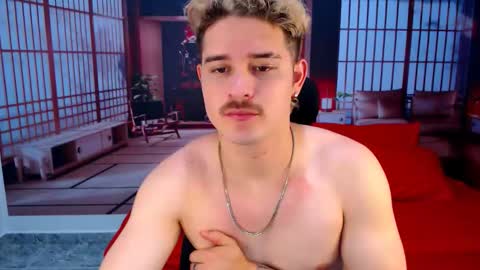 Snapshot of alexpierss chatting on October 8, 7:22 pm Alex online show from October 8, 7:22 pm