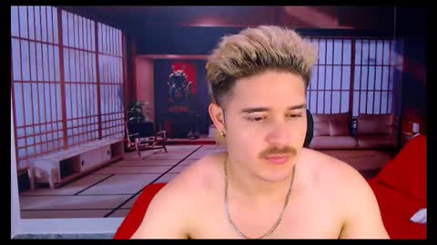 Snapshot of alexpierss chatting on October 10, 7:13 pm Alex online show from October 10, 7:13 pm