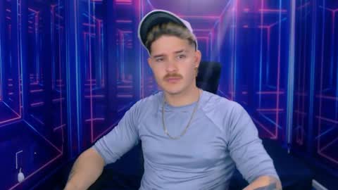 Snapshot of alexpierss chatting on October 17, 7:16 pm Alex online show from October 17, 7:16 pm