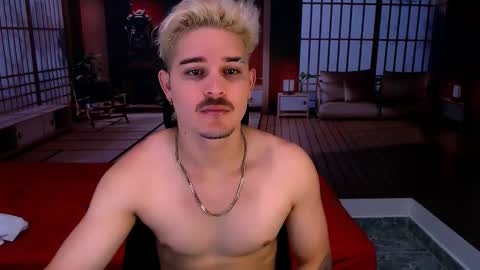 Snapshot of alexpierss chatting on October 24, 7:21 pm Alex online show from October 24, 7:21 pm