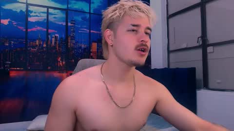 Snapshot of alexpierss chatting on October 29, 7:15 pm Alex online show from October 29, 7:15 pm