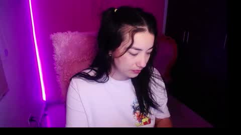 alexxa_1111 online show from October 21, 11:00 am