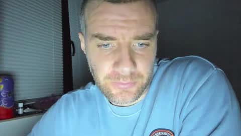 Snapshot of alfiesolomons87 chatting on January 15, 8:58 pm alfiesolomons87 online show from January 15, 8:58 pm