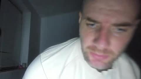 Snapshot of alfiesolomons87 chatting on February 5, 8:25 pm alfiesolomons87 online show from February 5, 8:25 pm