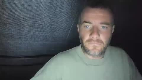 Snapshot of alfiesolomons87 chatting on September 16, 3:51 am alfiesolomons87 online show from September 16, 3:51 am