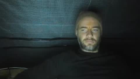 Snapshot of alfiesolomons87 chatting on September 26, 2:26 am alfiesolomons87 online show from September 26, 2:26 am