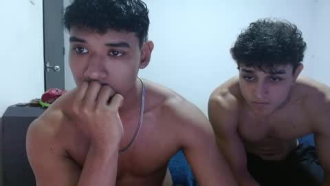 alfred_cantillo online show from November 17, 6:08 am