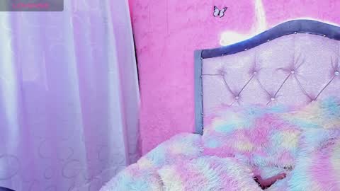 Carolina Join The Fan Club  online show from January 11, 7:49 pm