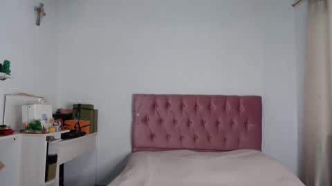 Alia  online show from October 4, 12:25 pm