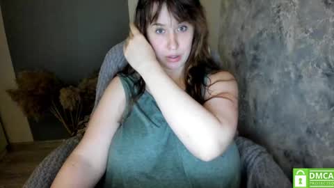 aliaa_ online show from January 23, 1:13 pm