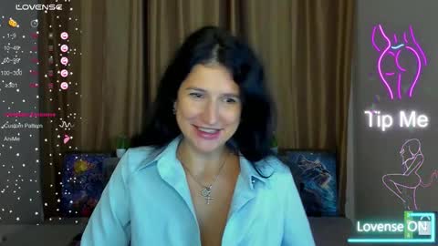 Snapshot of alianna_solo_kiss chatting on October 29, 6:26 am Alianna online show from October 29, 6:26 am