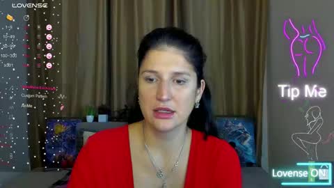 Snapshot of alianna_solo_kiss chatting on October 30, 12:17 pm Alianna online show from October 30, 12:17 pm