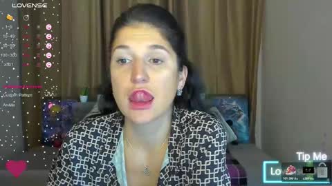 Snapshot of alianna_solo_kiss chatting on November 15, 7:16 am Alianna online show from November 15, 7:16 am