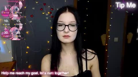 Snapshot of alicamoons chatting on September 16, 11:33 am Alica online show from September 16, 11:33 am