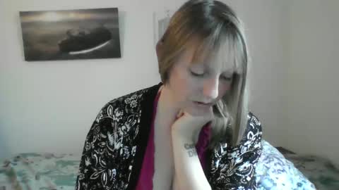 Snapshot of alice8363 chatting on January 10, 9:34 am Alice online show from January 10, 9:34 am