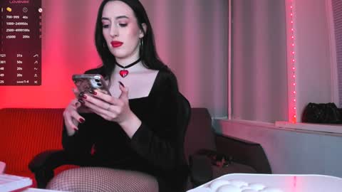 Snapshot of alice___mistress chatting on January 26, 2:45 am Miss Alice online show from January 26, 2:45 am