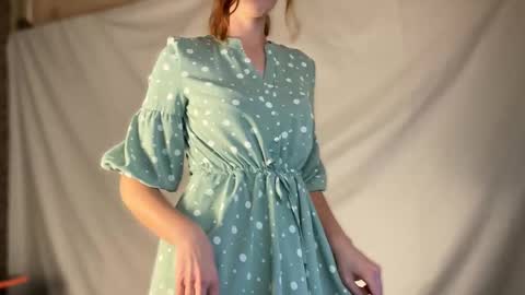 Snapshot of alice_alarcon chatting on November 5, 2:39 pm Hey Im Alice online show from November 5, 2:39 pm