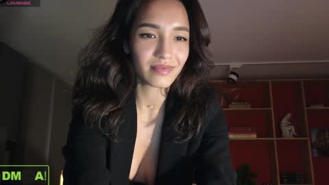 A R Y A  T I A online show from December 20, 5:29 pm