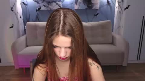 Alice online show from October 28, 8:22 pm