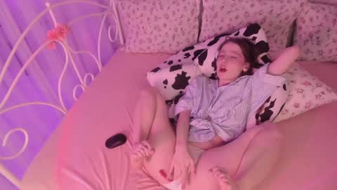 Alice online show from December 16, 1:10 am