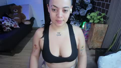 Alice online show from December 28, 12:56 pm