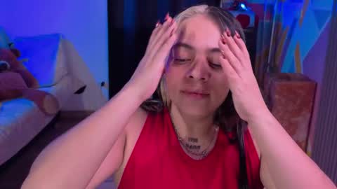 Alice online show from November 2, 8:00 pm