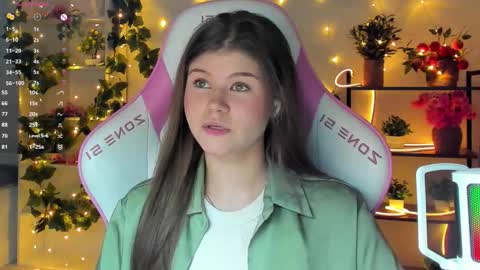 Alice online show from September 15, 9:15 pm