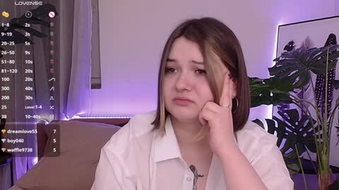 Alice  online show from January 17, 10:45 pm