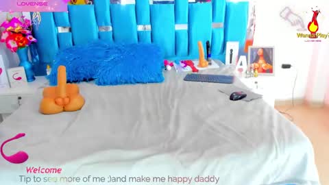 ALICE BENNET online show from February 4, 5:23 pm