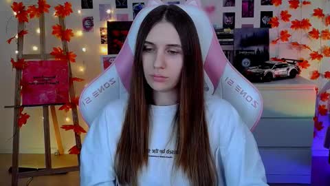 alicecharmy online show from November 21, 8:35 am