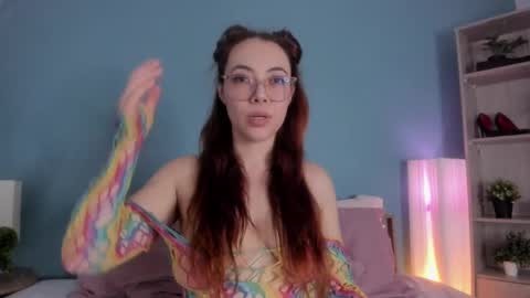 Snapshot of alicecullenn_ chatting on March 6, 5:14 am Alice Cullen online show from March 6, 5:14 am