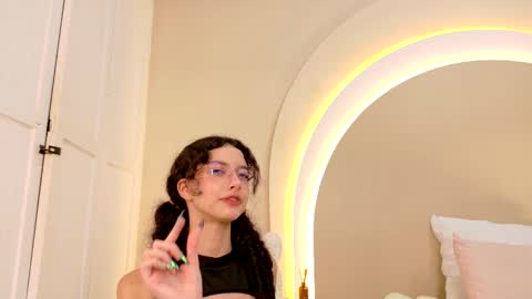 alice online show from February 16, 4:21 pm