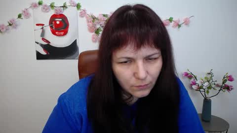 Snapshot of aliceinks chatting on November 22, 7:51 am AliceInks online show from November 22, 7:51 am