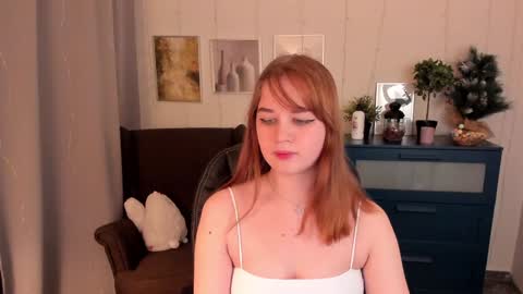 Alice online show from December 1, 9:04 pm