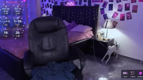 Alice online show from September 17, 11:34 am