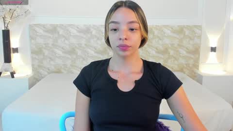 Snapshot of aliceross1 chatting on January 6, 8:50 pm AliceRoss online show from January 6, 8:50 pm