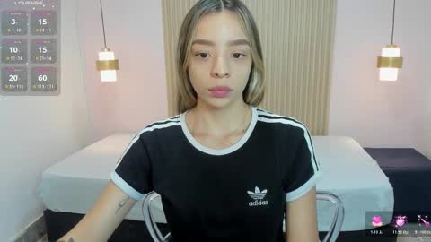 Snapshot of aliceross1 chatting on December 14, 12:32 pm AliceRoss online show from December 14, 12:32 pm