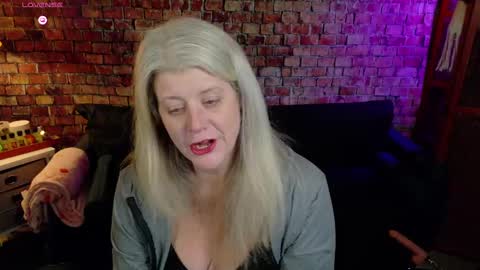 Alices Curiosity online show from January 20, 4:10 am