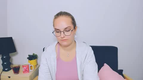 alicesensitive online show from October 2, 8:16 pm