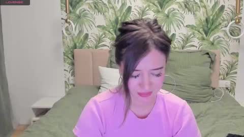 Snapshot of alicetuker chatting on November 15, 5:09 pm Alice online show from November 15, 5:09 pm