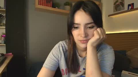 Alice online show from October 10, 9:25 pm