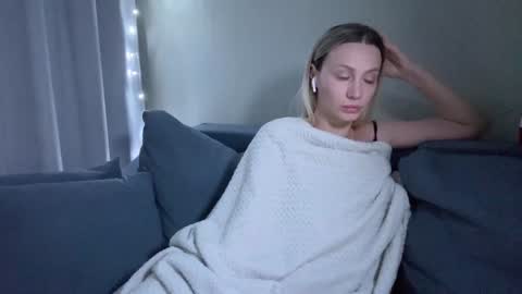 Alice online show from December 13, 10:23 pm