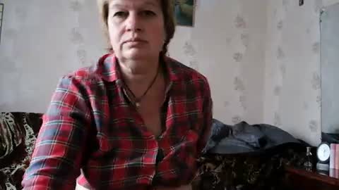 Snapshot of alicexmistress chatting on October 25, 9:28 am Alicexmistress online show from October 25, 9:28 am