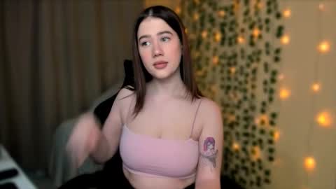 Snapshot of alicia_hines chatting on October 23, 10:58 am Alicia online show from October 23, 10:58 am